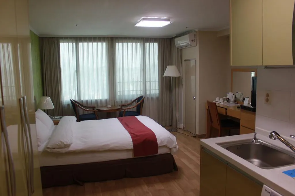 Eastgate Tower Hotel Seoul 4*,