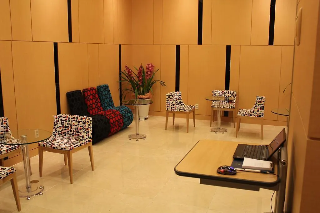Eastgate Tower Hotel Seoul 4*,  South Korea